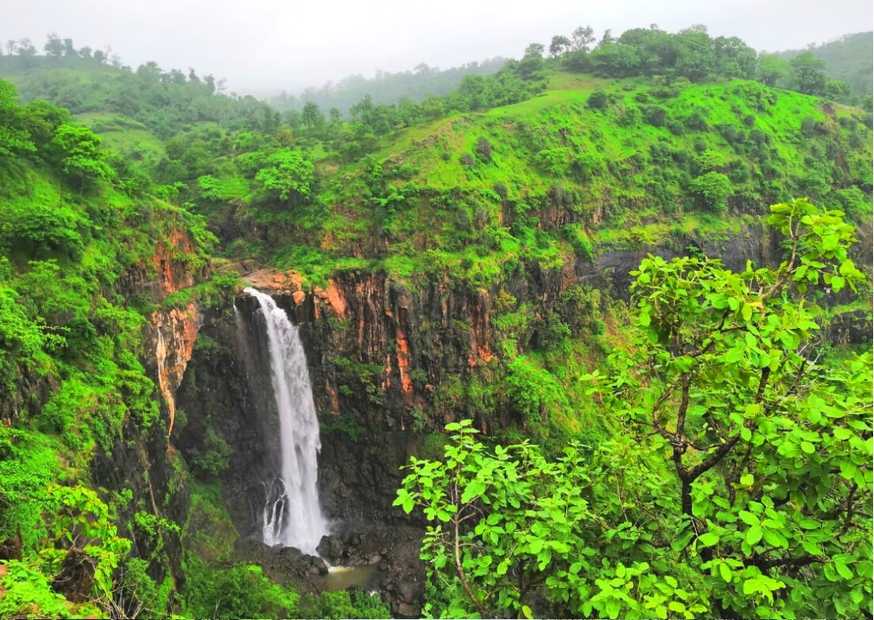 bhimkund waterfall view